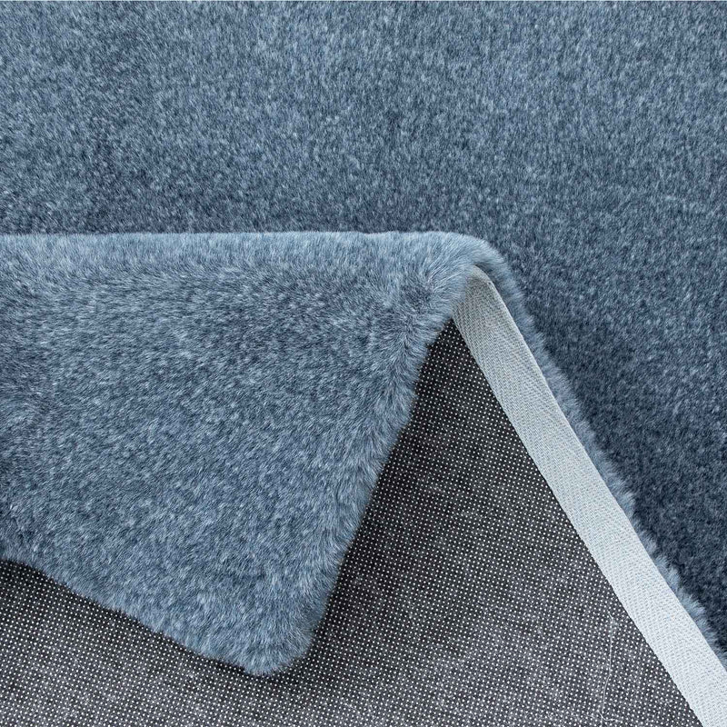 Faux fur rug, mottled with double color gradient, dense, fluffy, silky sheen, high pile-zoom-