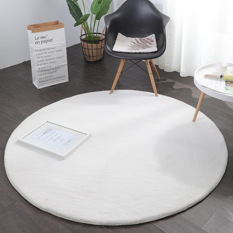 Faux fur rug, round, dense, fluffy, silky sheen, high pile, grey