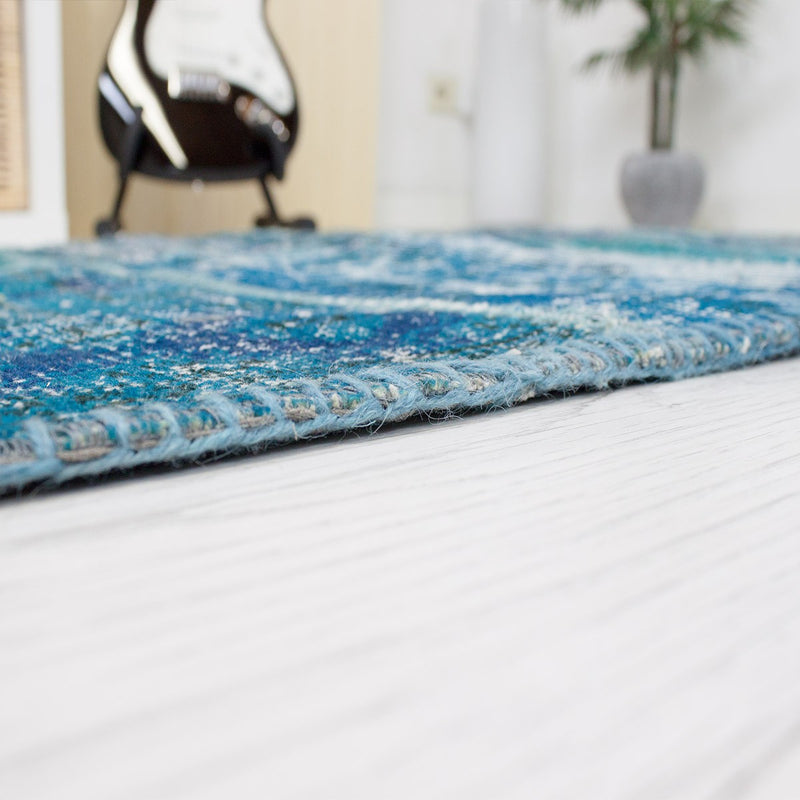 Hochwertiger VINTAGE Patchwork Teppich, Original Handgeknüpft Wollteppich in Turkis Blau; 70 x 140 cm - P0006A-zoom-