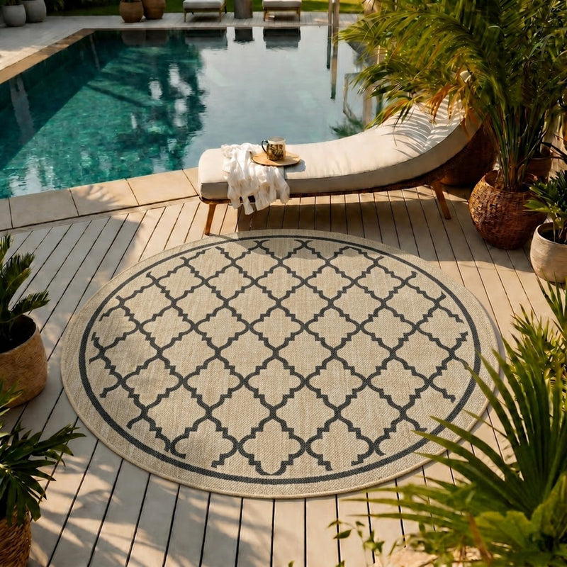 Indoor and outdoor flatweave carpet for patios, balconies, and conservatories; durable, with a Moroccan-inspired design-zoom-
