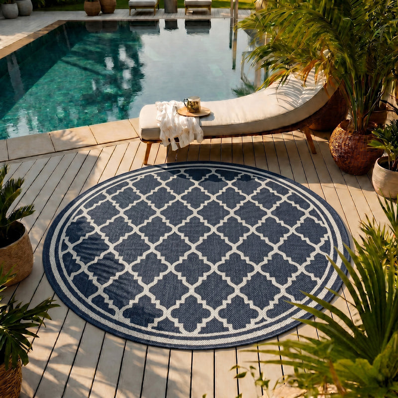 Indoor and outdoor flatweave carpet for patios, balconies, and conservatories; durable, with a Moroccan-inspired design-zoom-